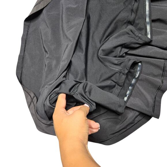 Lululemon Run Pace Setter Black Skort Size: 6 - Picture 3 of 5